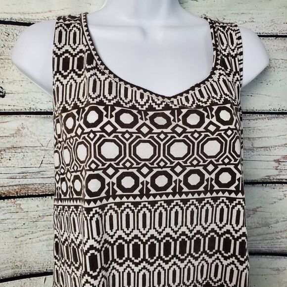 Cato Woman Brown & White Sleeveless Top Keyhole Back Geometric Print Size 26/28W - Picture 2 of 8